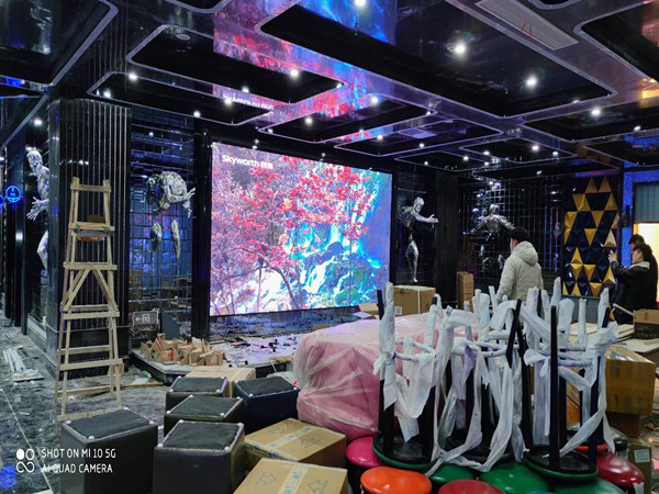 刚察室内P2.5全彩显示屏